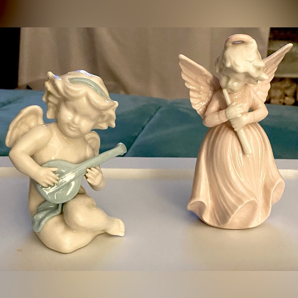 Pair of Vintage Lenwile Ardalt China Verithin Angels Playing Instruments